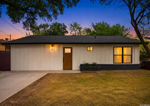 Photo 1 of Sale Pending at 1223 W Mally Blvd, San Antonio, TX 78224 | MLS# 2009691 | Listing updated on 2026-09-11