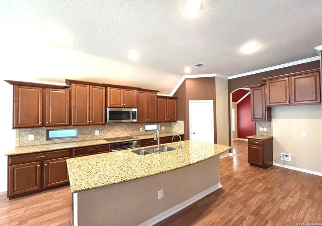 3rd image of 216 Norwood Ct, Cibolo, TX 78108 | MLS# 2009692