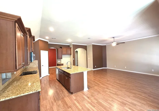 4th image of 216 Norwood Ct, Cibolo, TX 78108 | MLS# 2009692
