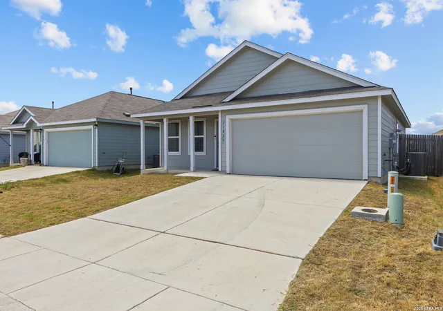 Photo 3 of Single family home for sale at 31829 Bluewood Vis, Bulverde, TX 78163 | MLS# 2009746 | Listing updated on 2026-09-08