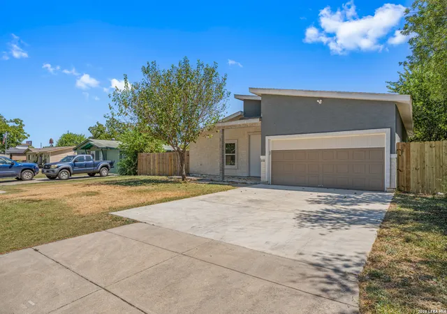 Photo 3 of Single family home for sale at 222 Rasa, San Antonio, TX 78227 | MLS# 2009761 | Listing updated on 2026-08-29
