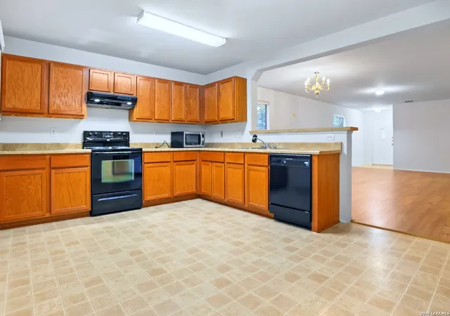 Photo 4 of Single family home for sale at 16247 Raceway Downs, Selma, TX 78154 | MLS# 2009834 | Listing updated on 2026-08-30