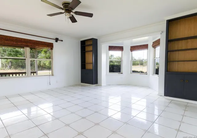 4th image of 730 County Road 664, Devine, TX 78016 | MLS# 2009835