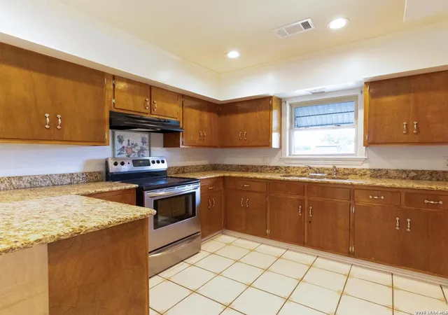 5th image of 730 County Road 664, Devine, TX 78016 | MLS# 2009835
