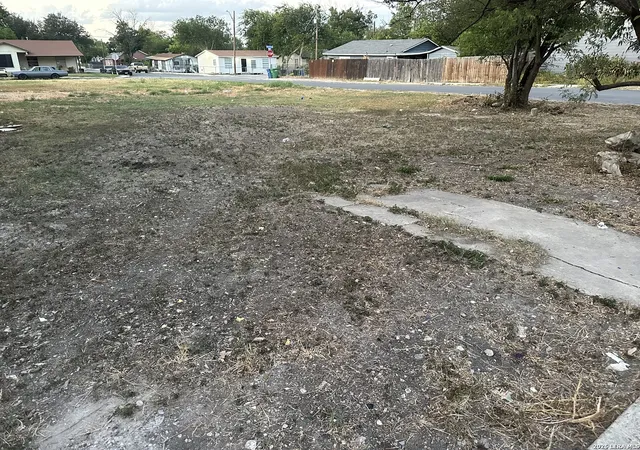 Photo 3 of Sale Pending at 801 Albert, San Antonio, TX 78207 | MLS# 2009844 | Listing updated on 2026-09-03