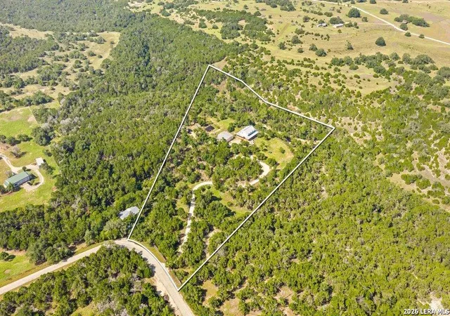 39th image of 1101 Windy Hills Rd, Dripping Springs, TX 78620 | MLS# 2009867