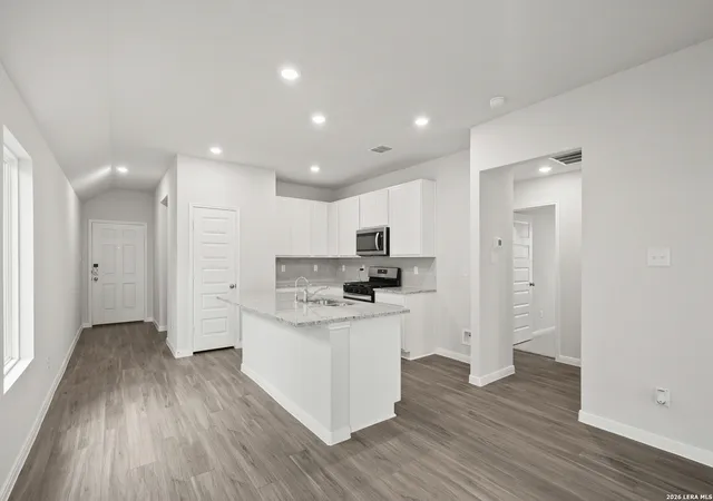 3rd image of 2594 Downsbury Road, New Braunfels, TX 78130 | MLS# 2009882