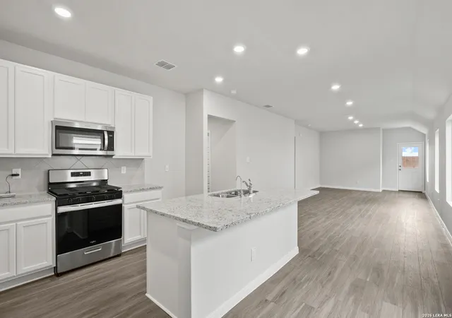 4th image of 2594 Downsbury Road, New Braunfels, TX 78130 | MLS# 2009882