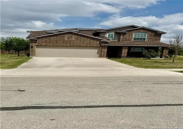 2nd image of 1660 W Nolte Farms, Seguin, TX 78155 | MLS# 2009888