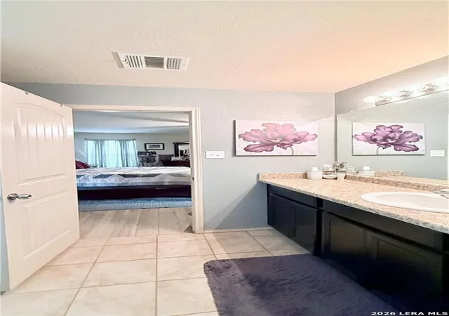 4th image of 1660 W Nolte Farms, Seguin, TX 78155 | MLS# 2009888
