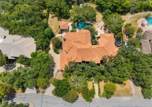 64th image of 37 Champion Trl, San Antonio, TX 78258 | MLS# 2009903