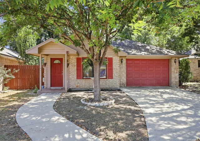 2nd image of 15 Shadow Cir, New Braunfels, TX 78130 | MLS# 2009917