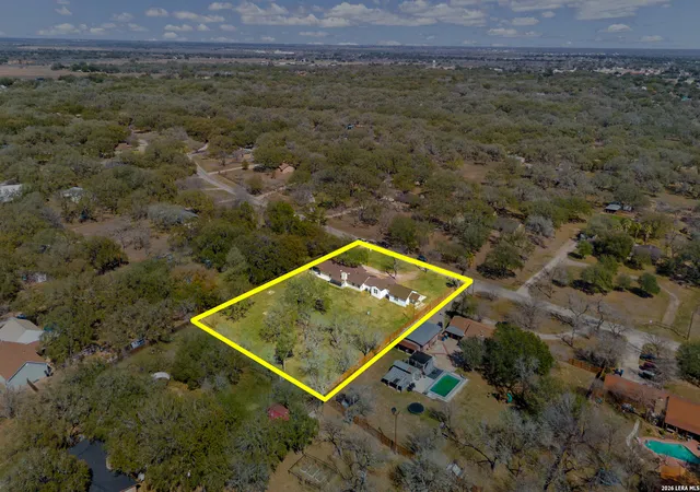 43rd image of 113 Crestline Dr, Pleasanton, TX 78064 | MLS# 2009958