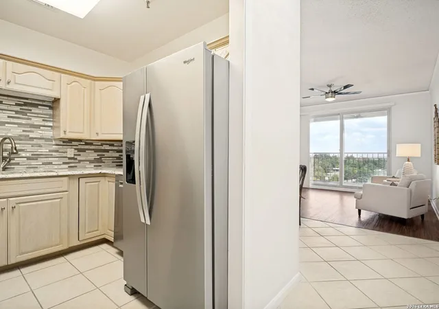 3rd image of 1 Towers Park Lane #604, San Antonio, TX 78209 | MLS# 2010005