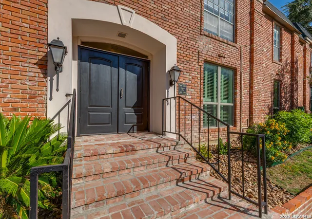 2nd image of 7500 Callaghan Rd #APT 205, San Antonio, TX 78229 | MLS# 2010019