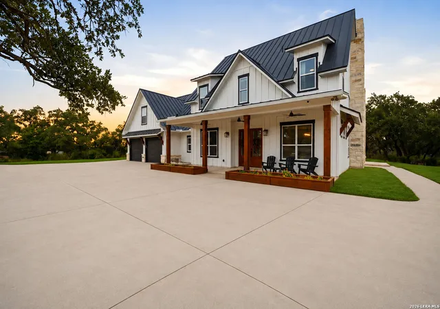 2nd image of 120 County Road 3828, San Antonio, TX 78253 | MLS# 2010023