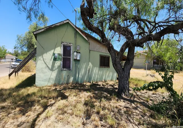 Photo 2 of Single family home for sale at 887 Austin St, Eagle Pass, TX 78852 | MLS# 2010090 | Listing updated on 2026-08-30