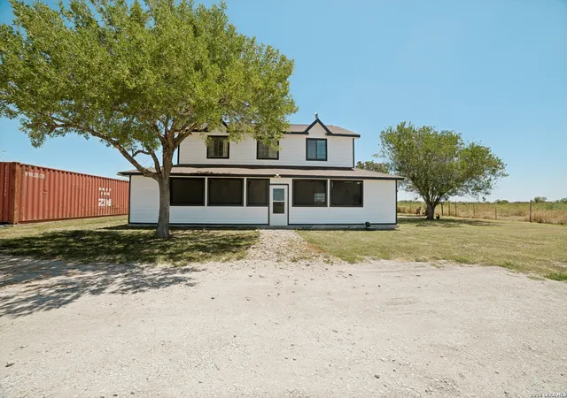 1st image of 471 County Road 467, Hondo, TX 78861 | MLS# 2010094