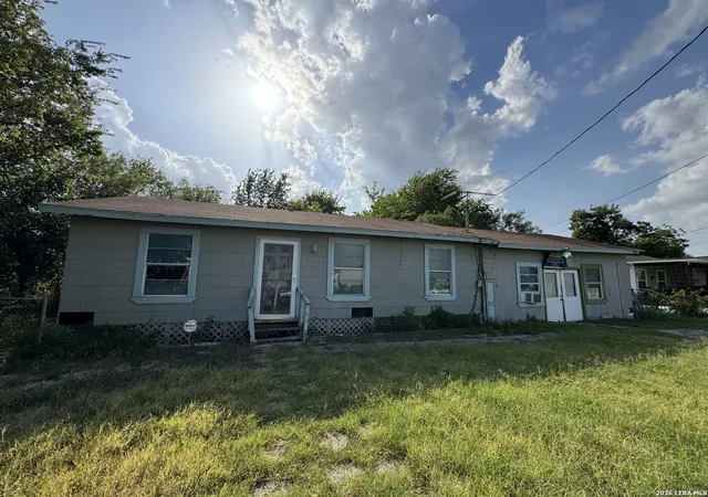 Photo 2 of Single family home for sale at 415 Creswell Dr, San Antonio, TX 78220 | MLS# 2010142 | Listing updated on 2026-08-31