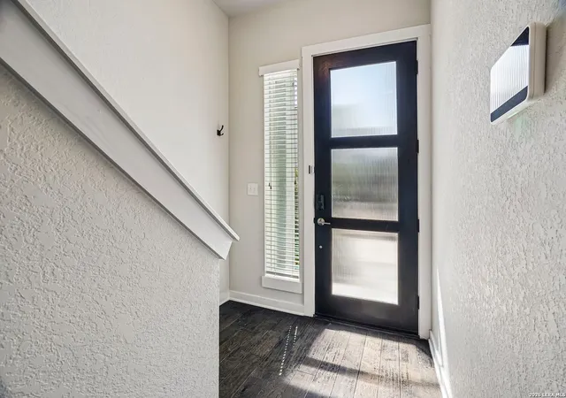 2nd image of 7914 Roanoke Run #27, San Antonio, TX 78240 | MLS# 2010165