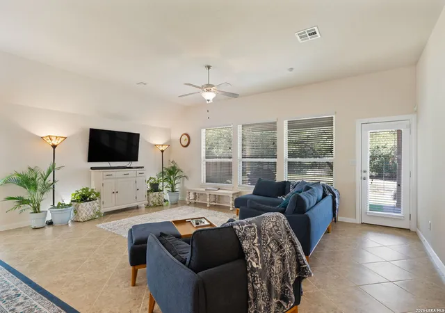 Photo 3 of Single family home for sale at 28450 Willis Rnch, San Antonio, TX 78260 | MLS# 2010172 | Listing updated on 2026-09-14
