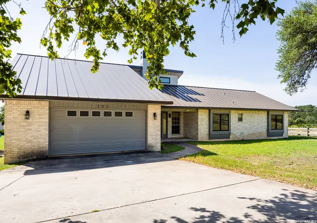Photo 3 of Single family home for sale at 103 Crockett Dr, Kerrville, TX 78028 | MLS# 2010173 | Listing updated on 2026-08-31