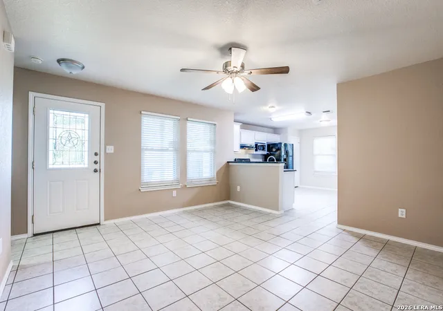 4th image of 3202 Eisenhauer Rd, San Antonio, TX 78209