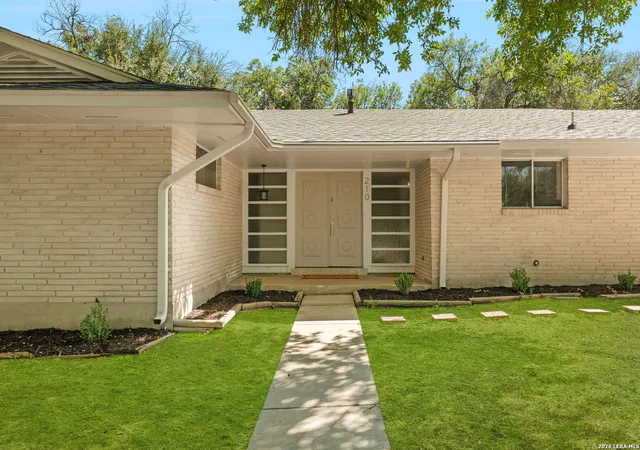 Photo 2 of Single family home for sale at 210 Fantasia St, San Antonio, TX 78216 | MLS# 2010232 | Listing updated on 2026-09-15