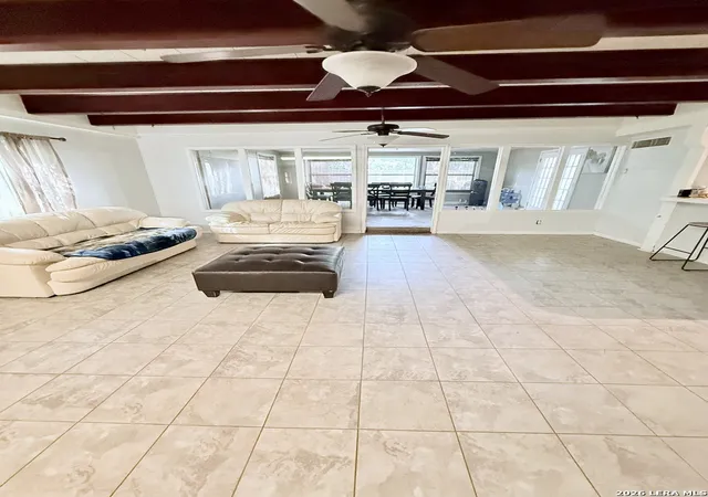 4th image of 103 Greenhaven Dr, San Antonio, TX 78201 | MLS# 2010242