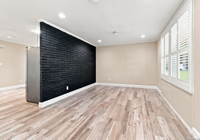 5th image of 102 Gettysburg Rd, San Antonio, TX 78228 | MLS# 2010243