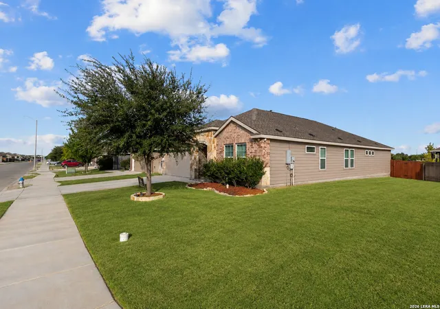 3rd image of 1772 Heather Glen Dr, New Braunfels, TX 78130 | MLS# 2010244