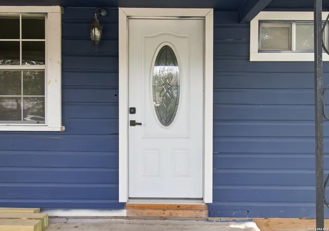 Photo 3 of Single family home for sale at 2238 Sw 19th St, San Antonio, TX 78207 | MLS# 2010249 | Listing updated on 2026-09-16