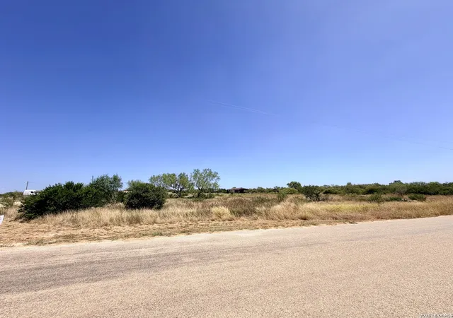 3rd image of 102 County Road 2665, Devine, TX 78016 | MLS# 2010277