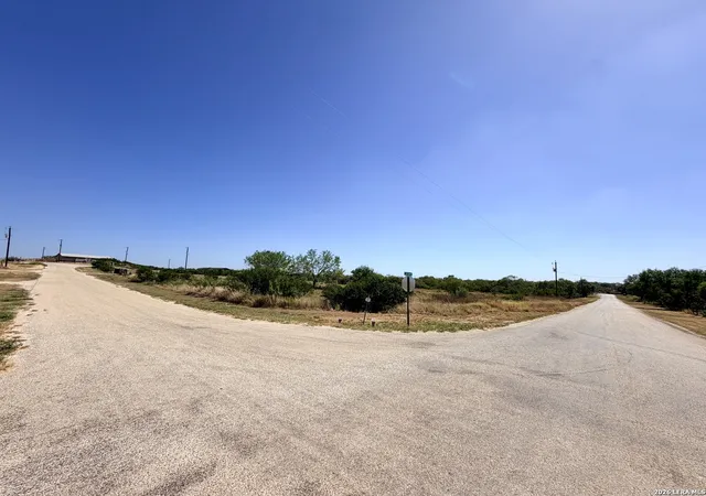 8th image of 102 County Road 2665, Devine, TX 78016 | MLS# 2010277
