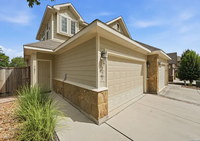 1st image of 727 Gristmill Dr, New Braunfels, TX 78130 | MLS# 2010279