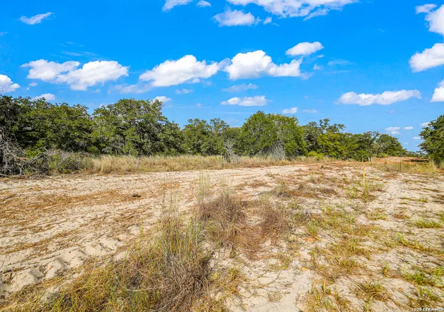 23rd image of 12180 Fm 1117, Seguin, TX 78155 | MLS# 2010280