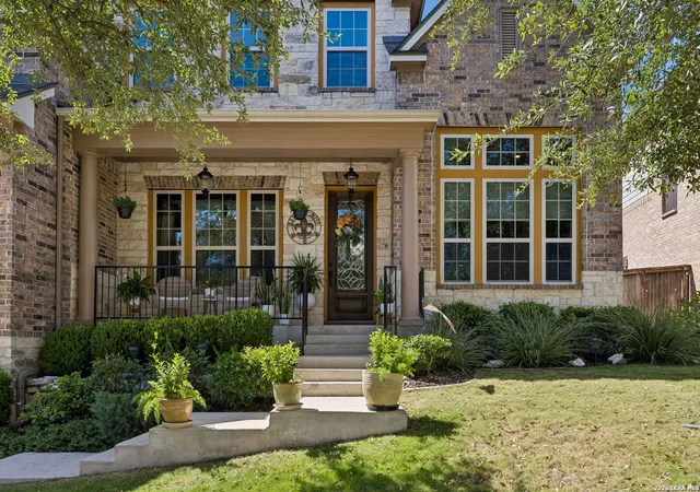 Photo 4 of Sale Pending at 935 Gazania Hill, San Antonio, TX 78260 | MLS# 2010283 | Listing updated on 2026-09-12