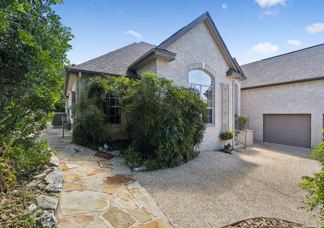 5th image of 19002 Sweet Mary, San Antonio, TX 78255 | MLS# 2010293
