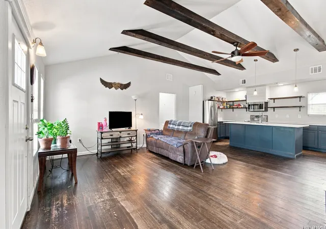 Photo 3 of Sale Pending at 159 County Rd 641, Hondo, TX 78861 | MLS# 2010301 | Listing updated on 2026-08-28