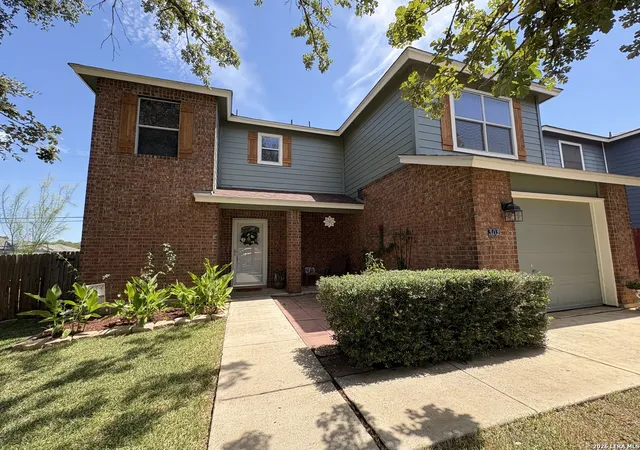 1st image of 302 Copper Mtn, New Braunfels, TX 78130 | MLS# 2010306