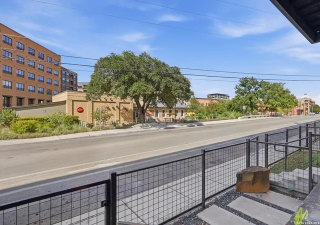 3rd image of 112 Newell Ave, San Antonio, TX 78212 | MLS# 2010327