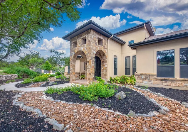 Photo 2 of House for sale at 2131 Owl Branch, Canyon Lake, TX 78133 | MLS# 2010333 | Listing updated on 2026-09-04