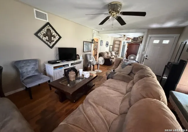 Photo 3 of Single family home for sale at 739 W Merriweather St, New Braunfels, TX 78130 | MLS# 2010362 | Listing updated on 2026-08-31