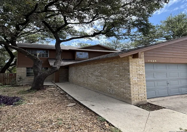Photo 3 of Sale Pending at 5626 Rose Dawn, San Antonio, TX 78250 | MLS# 2010365 | Listing updated on 2026-09-08