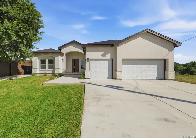 Photo 2 of Sale Pending at 7801 Yellow Bark, Selma, TX 78154 | MLS# 2010386 | Listing updated on 2026-09-23
