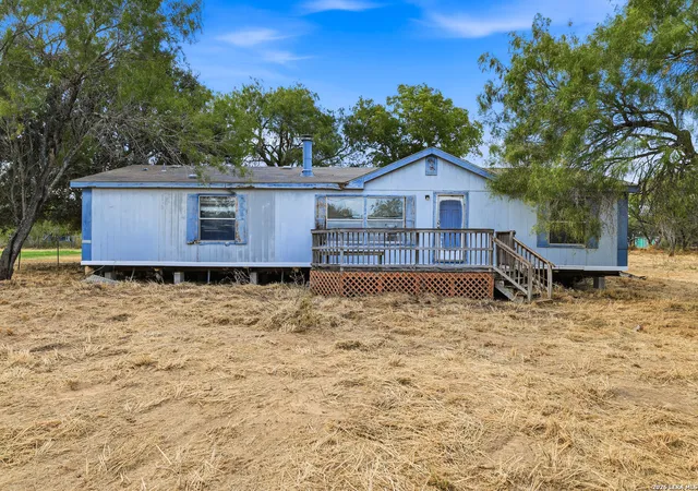 Photo 4 of Sale Pending at 7411 Norris West Dr, Elmendorf, TX 78112 | MLS# 2010403 | Listing updated on 2026-09-16