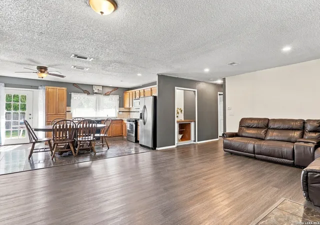 3rd image of 7614 Glen Briar, San Antonio, TX 78239 | MLS# 2010412