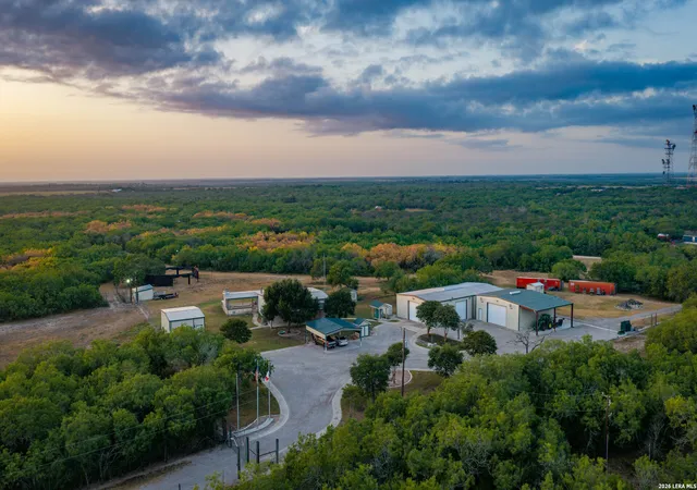 Photo 4 of House for sale at 5775 County Road 308, Orange Grove, TX 78373 | MLS# 2010414 | Listing updated on 2026-08-31