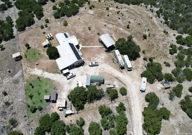 Photo 4 of House for sale at 129 Sd 23043, Rocksprings, TX 78880 | MLS# 2010425 | Listing updated on 2026-08-31