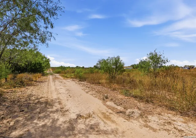 5th image of 16818 S Us Hwy 281, San Antonio, TX 78221 | MLS# 2010430